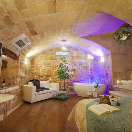 Suite Dimora Del Vento Monopoli Exterior photo
